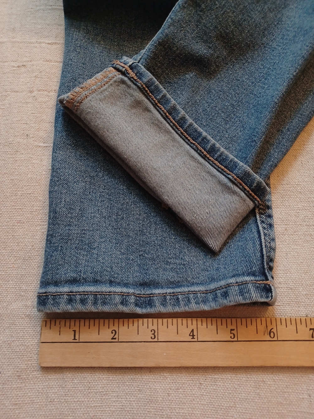 American Eagle Outfitters Mom Jean Women's Size 6 Long - Picture 8 of 8